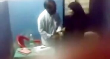 anh sex gái xinh Penelope cam-quan hệ tình dục với màu đen. sexnhatban